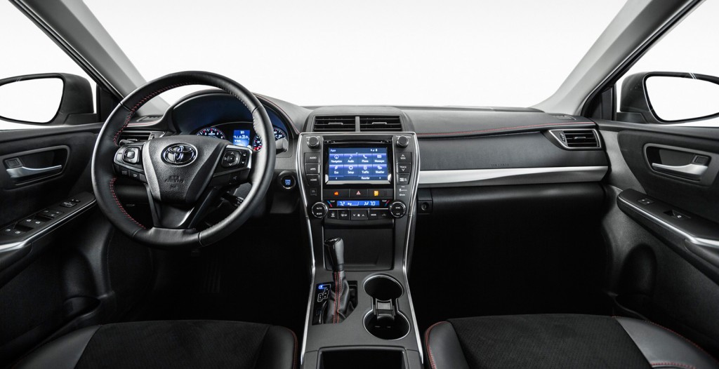 2015 Toyota Camry XSE 
